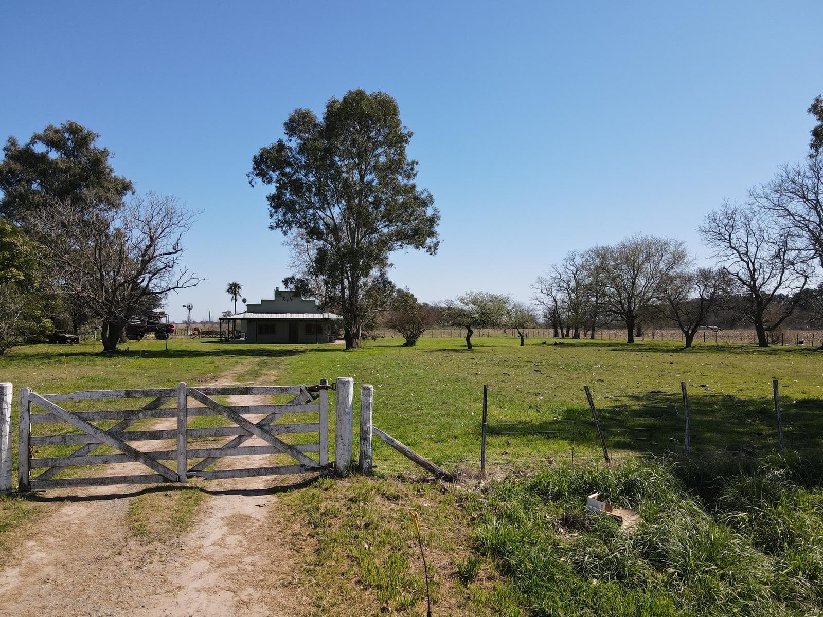 CHACRA de 15 has en venta - Disfrute y producción a 1000 mts de Ruta 29, en el Partido de General Belgrano. - 1