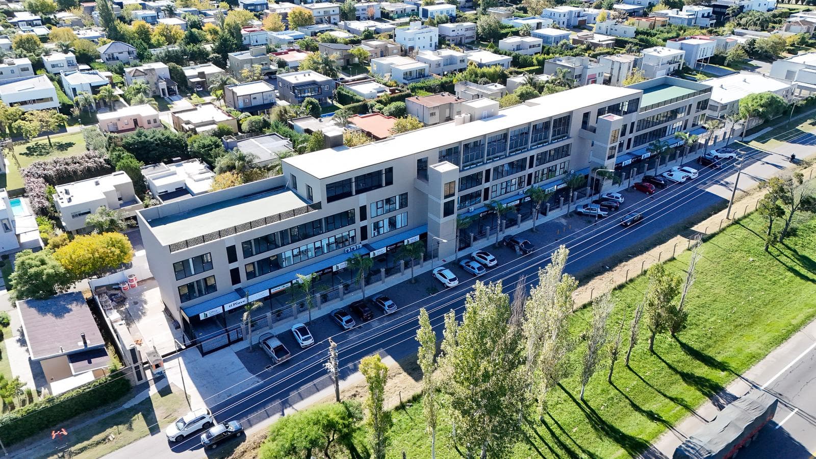 Oficina a estrenar - Hudson - ZONA SUR - BERAZATEGUI - 1