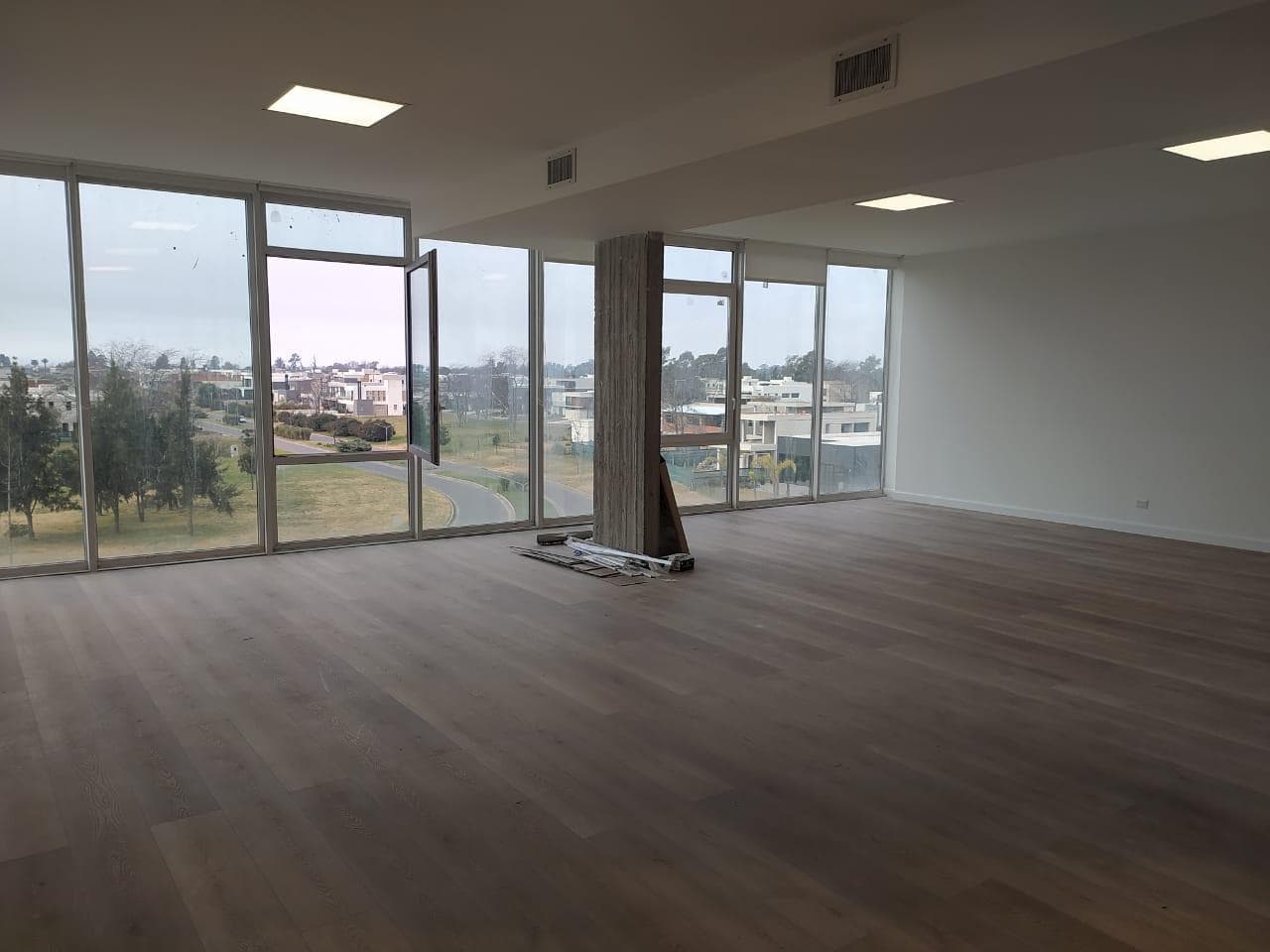 OFICINA A ESTRENAR ZONA SUR - HUDSON BERAZATEGUI - 100 M2 - GREENVILLE!! - 1