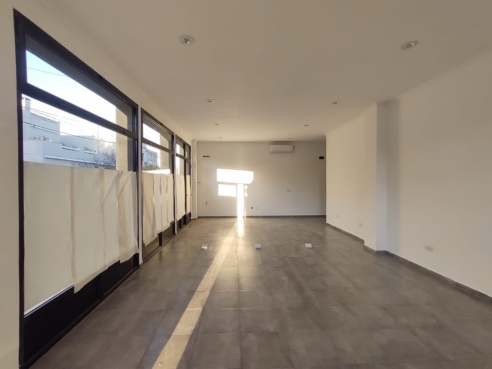 Local - Gualeguay - 1