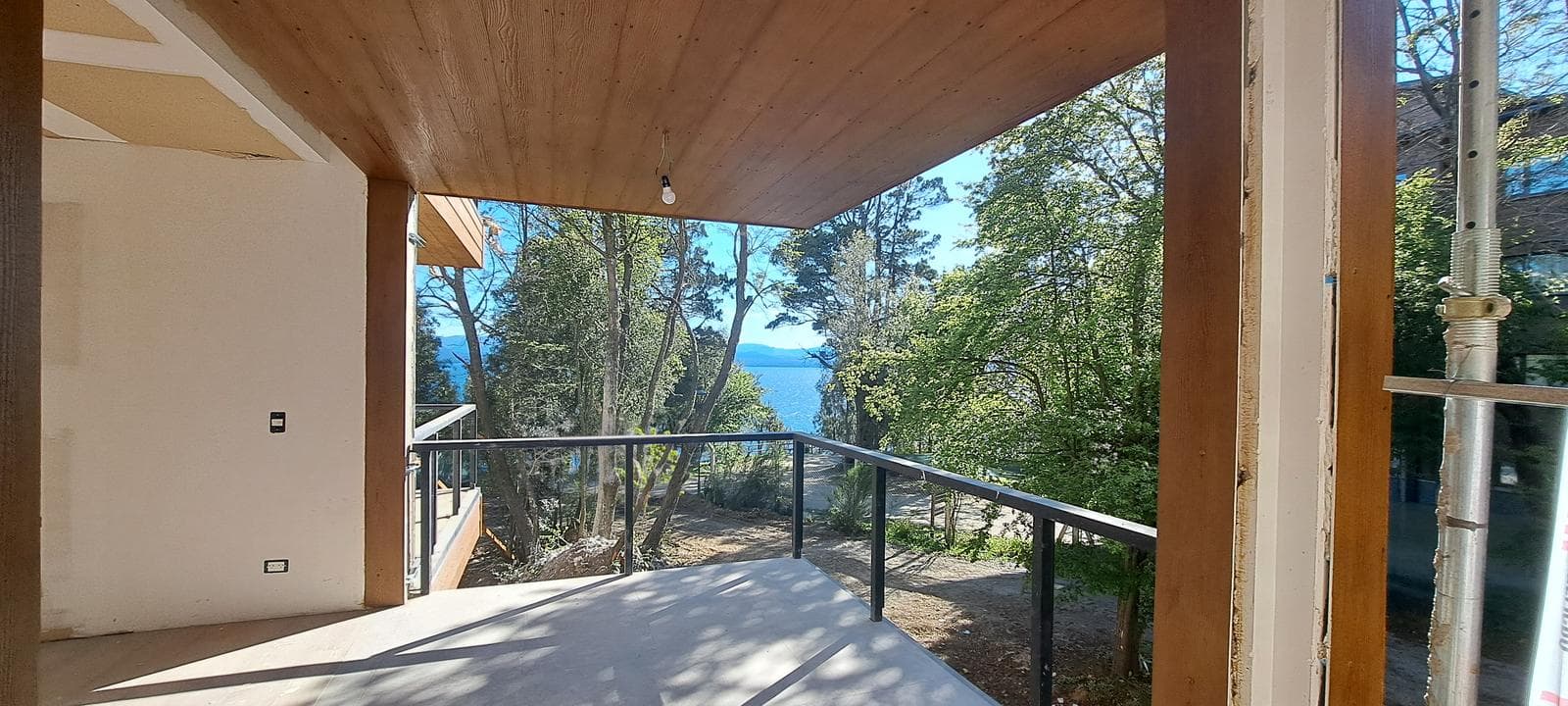 Departamento en venta de 3 ambientes Barrancas al lago 2 Bariloche - 1