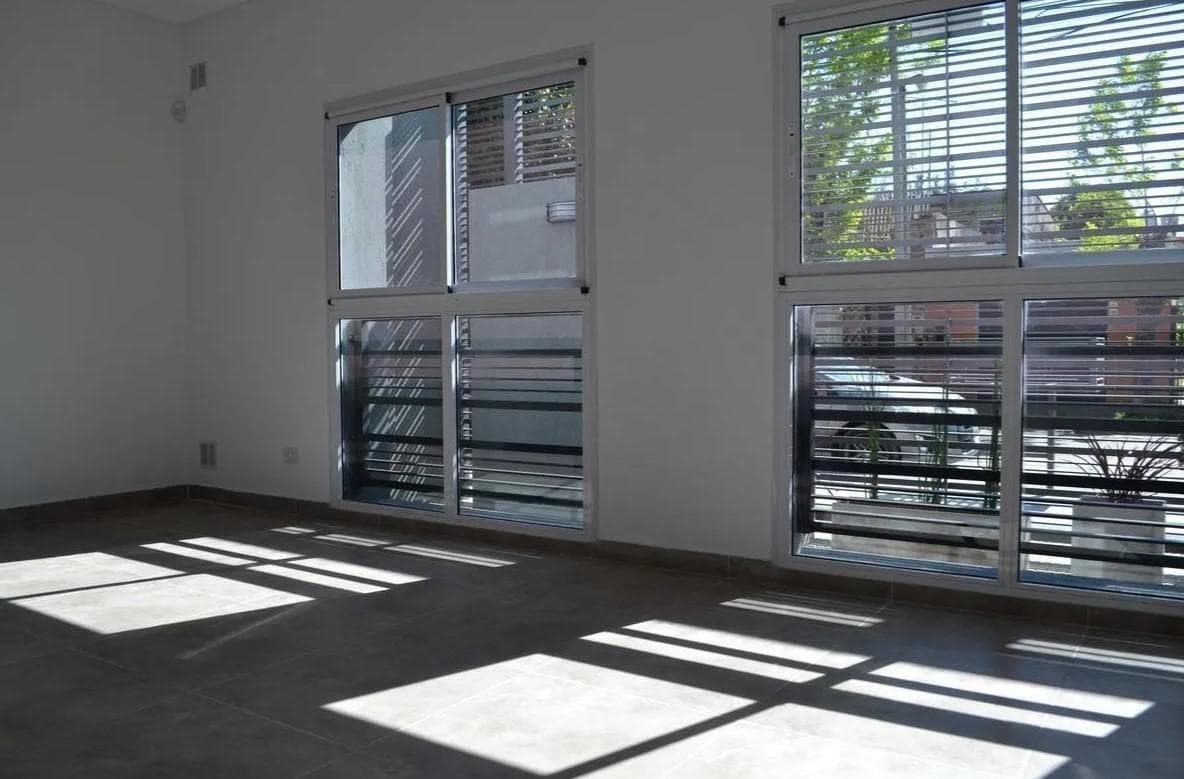 Departamento en venta - 1 dormitorio 1 baño - 41mts2 - Villa Luzuriaga - 1