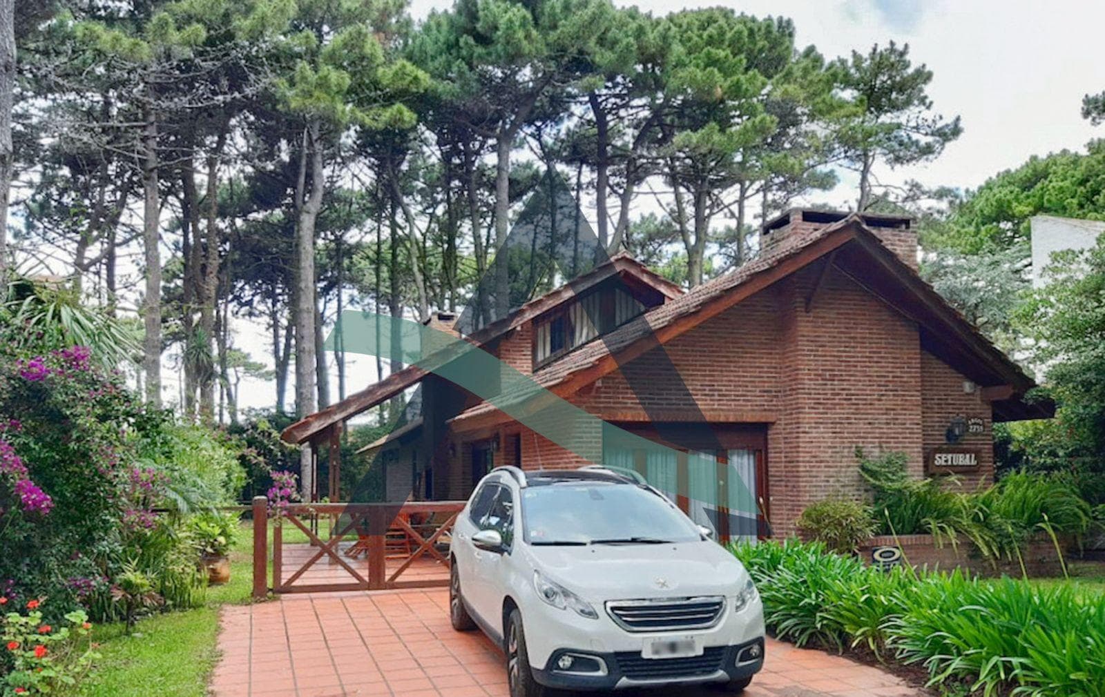 Casa 4 ambientes con dependencia Pinamar Norte - 1