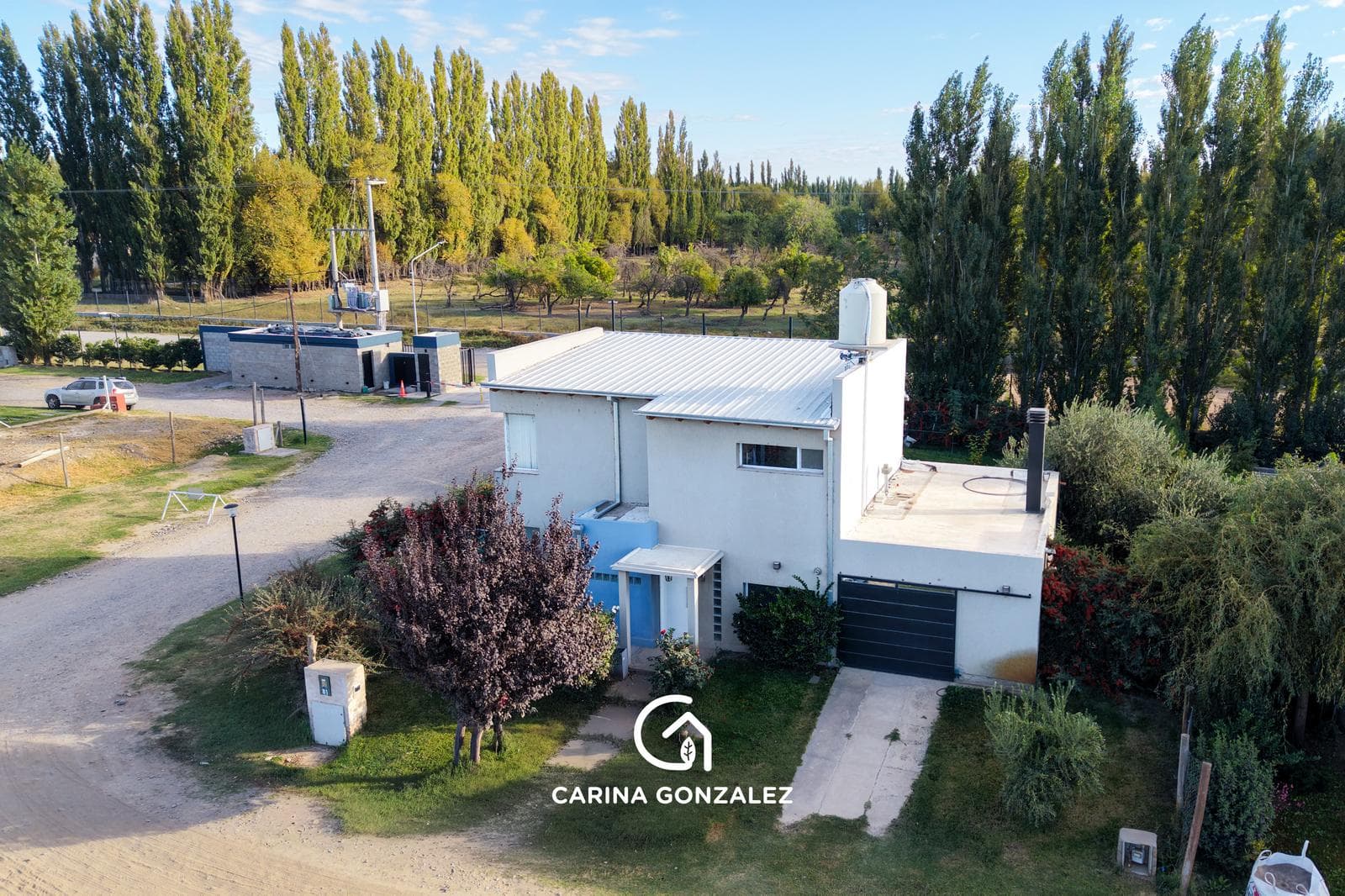 Venta Casa 2 dormitorios con pileta Neuquén Capital - 1