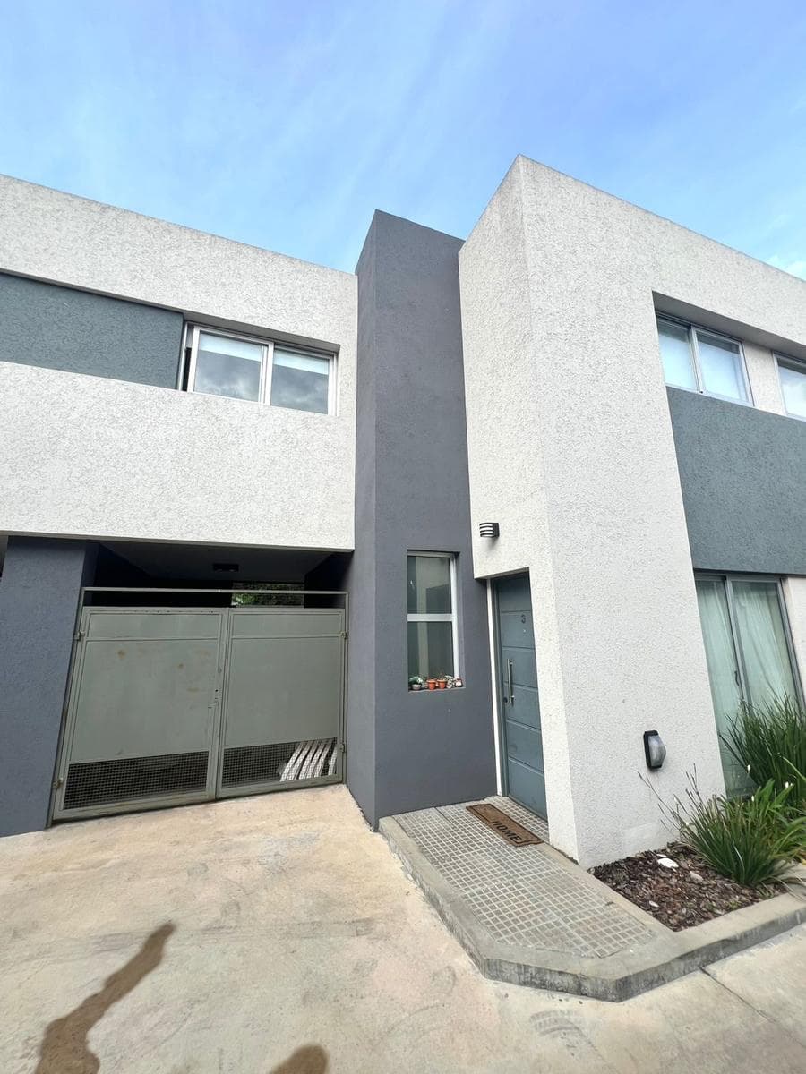 Dúplex en venta en condominio en Ituzaingó Norte - 2