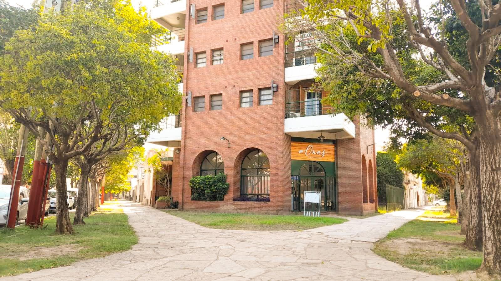 Venta Departamento en Lanus Oeste 2 ambientes con Balcón en Dr. Melo esquina Cnel. Segui - 1