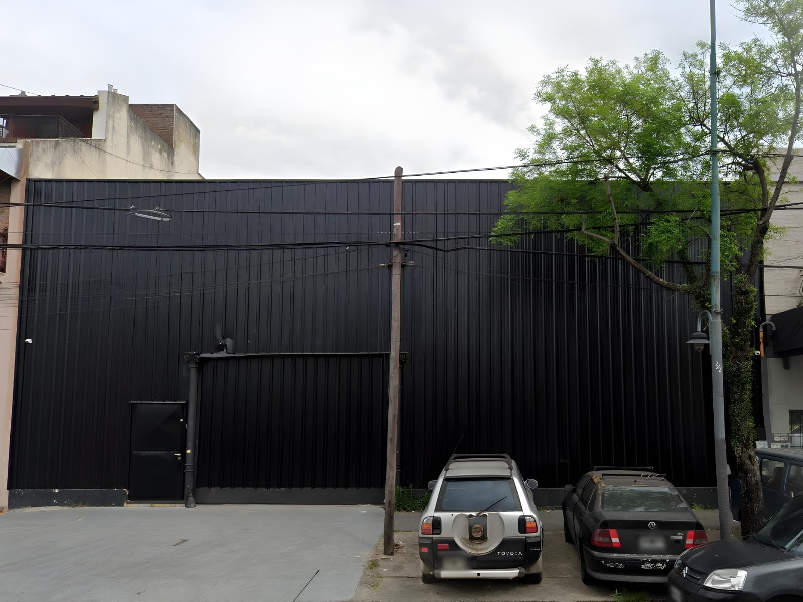 LOCAL 650 MTS - AVENIDA MITRE 200 - VILLA MARTELLI - VENDE - 1