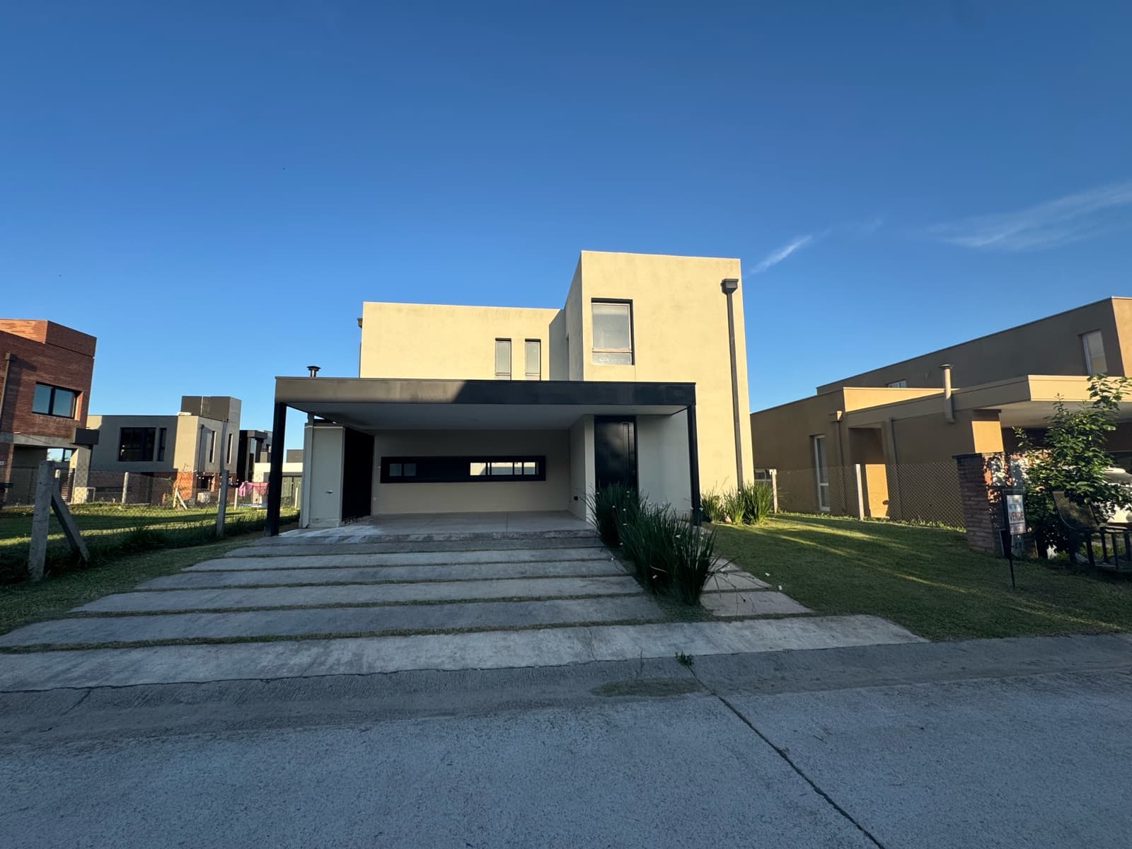 A estrenar!! Casa en Alto Verde III - 1