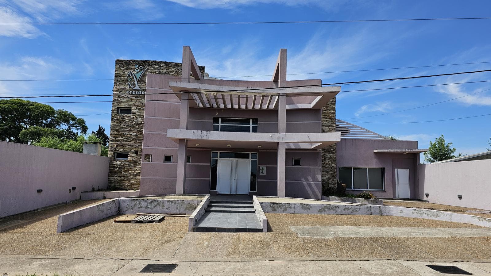 Salon de Eventos En Venta En San José Entre Rios - 1