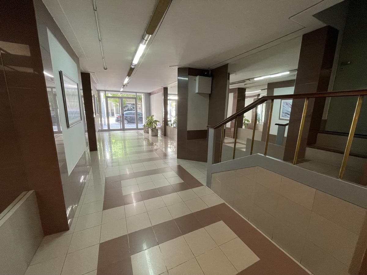 OFICINA - NO APTO VIVIENDA - 1