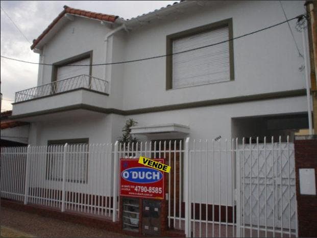 Inmueble con dos PHS jardín/cochera, patio. - Villa Adelina - 1