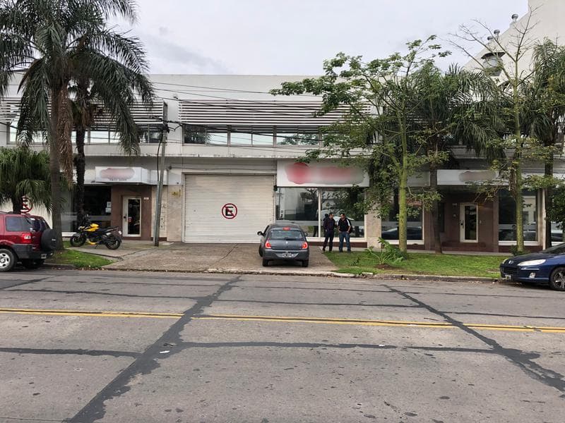 Excelente Deposito/oficina/Local - Munro - 1