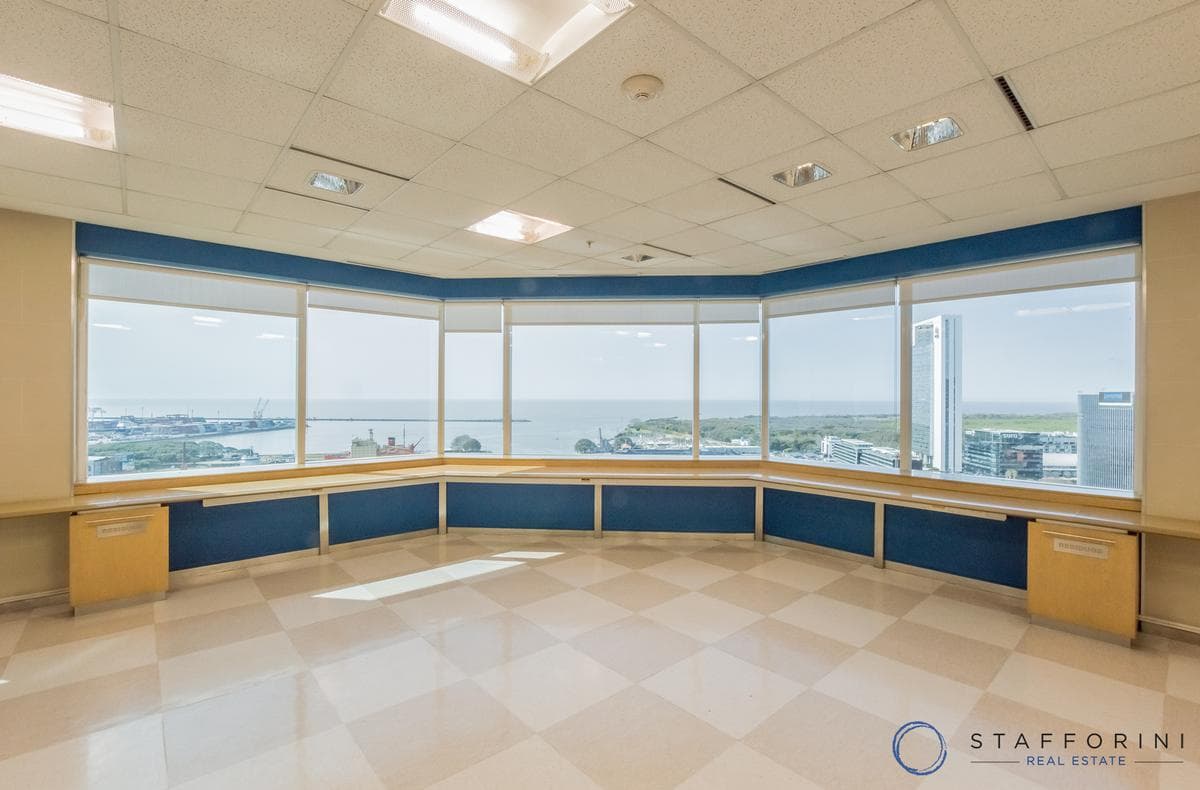 PISO ENTERO DE OFICINAS EN CATALINAS, RETIRO. LAMINAR PLAZA - 1