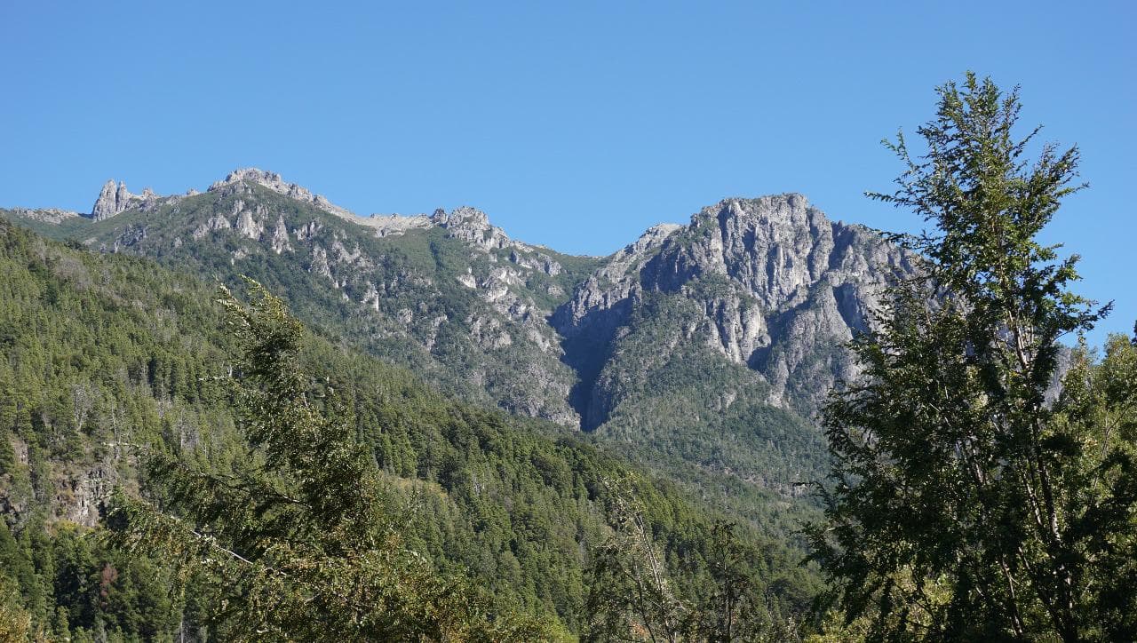 Chacra de 5has en Venta - Sobre Ruta 40 - El hoyo - Chubut - 1