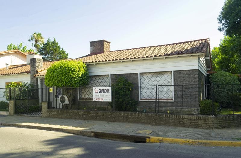 Chalet residencial - Adrogue - 1