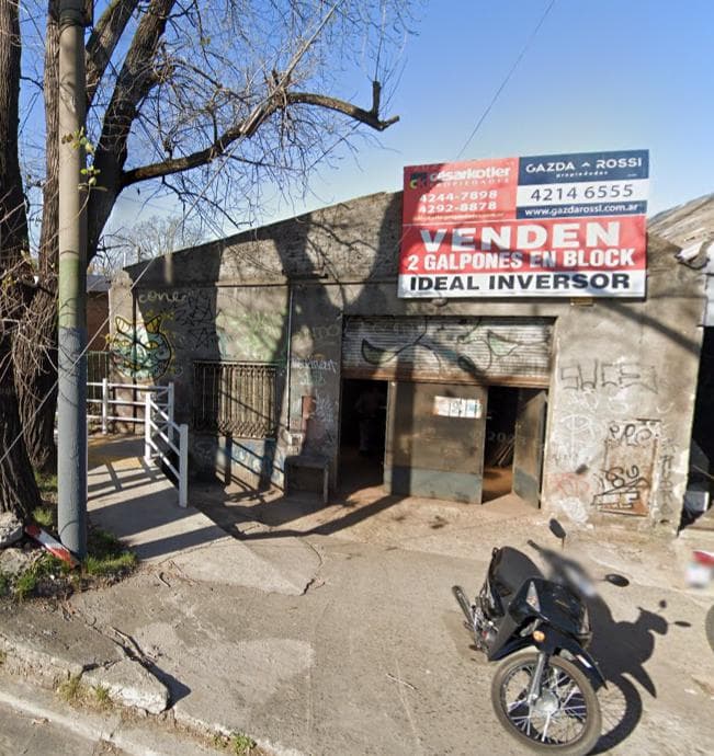2 Galpones en Block sobre Av. Espora, Adrogué - 1