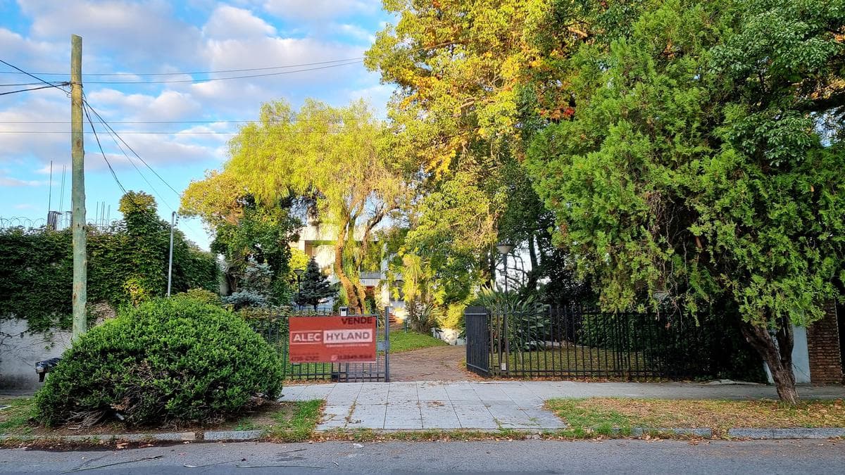 Casa para refaccionar con vista al río- La Lucila-Libert./Rio - 1