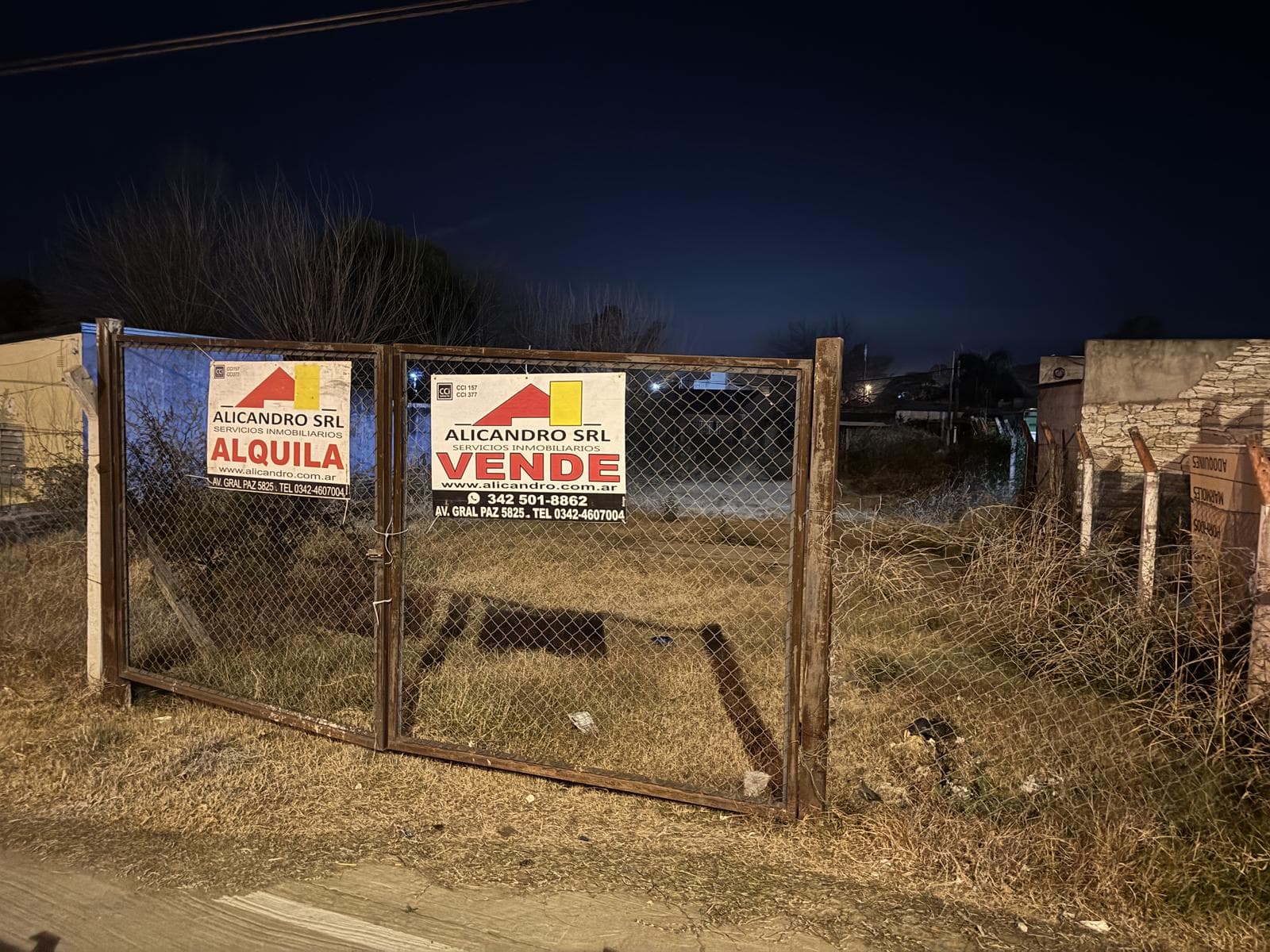 Terreno con doble frente. - 1