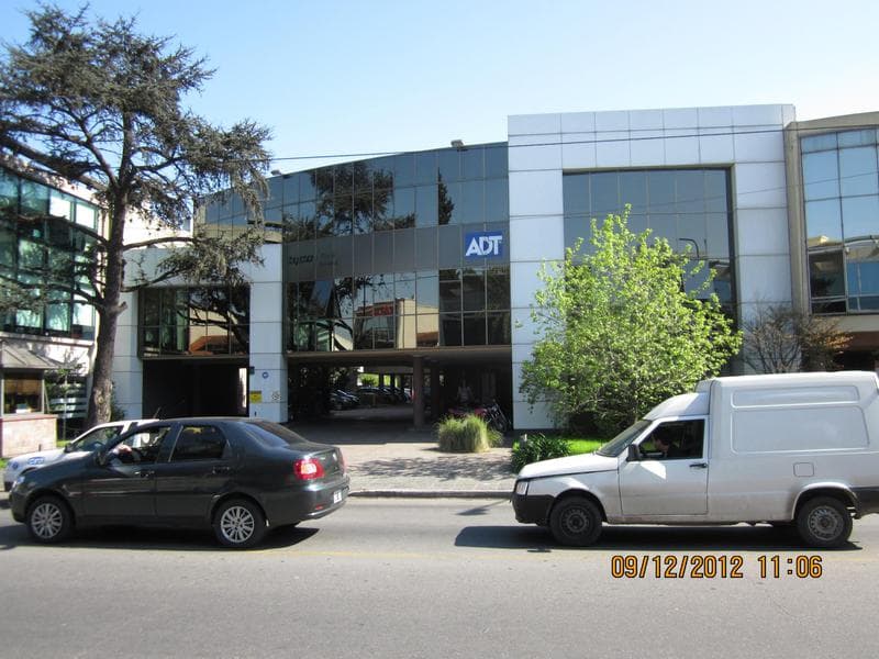 Oficina en venta de 114 m2 en San Isidro - 1