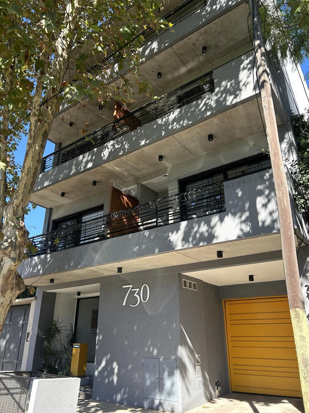 Alquiler departamento 2 ambientes en Bernal - 1