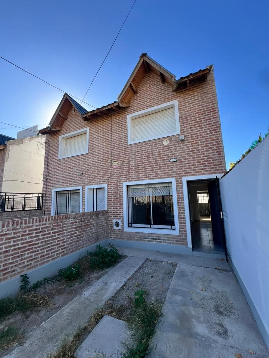 ALQUILO Dúplex 2 DORMOTORIOS Zona Oeste. - 1