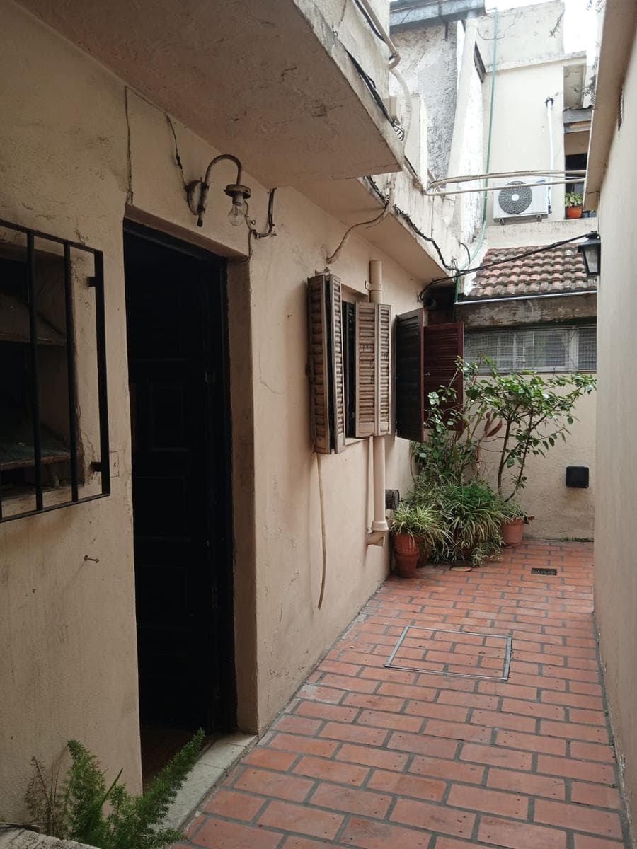 PH en Caseros con espacio aéreo para construir patio 12 m - 1