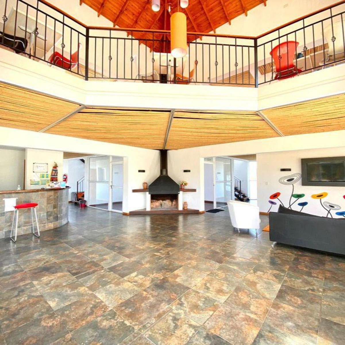 Hotel en venta - 12 Habitaciones 13 Baños - 3.300Mts2 - Rincón del Este - 1