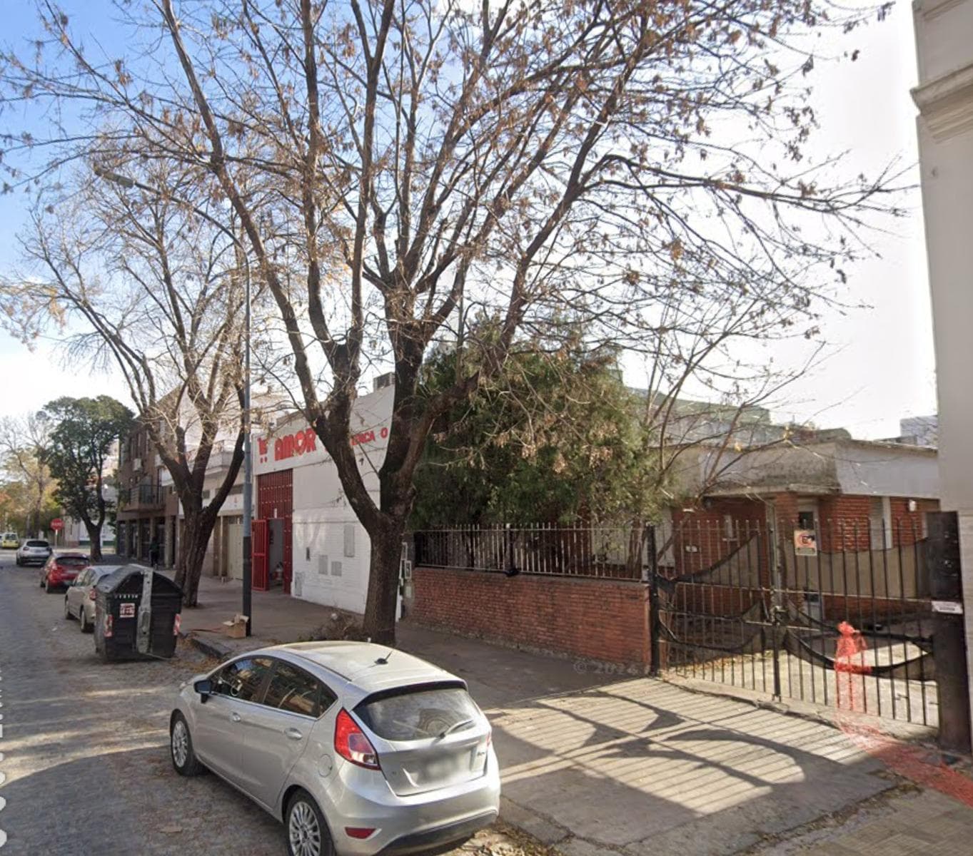 Casa / terreno en Villa Pueyrredon - 2