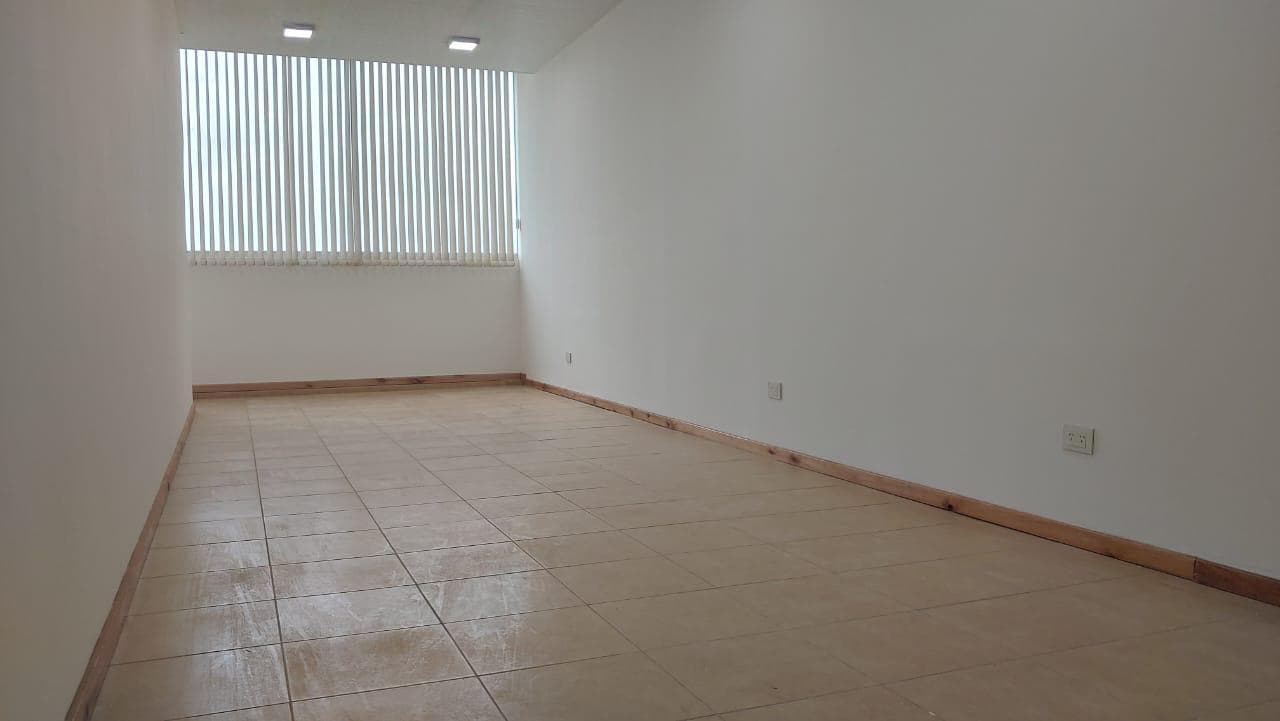 Oficina en Venta Centro Civico Pampas Hudson - 1