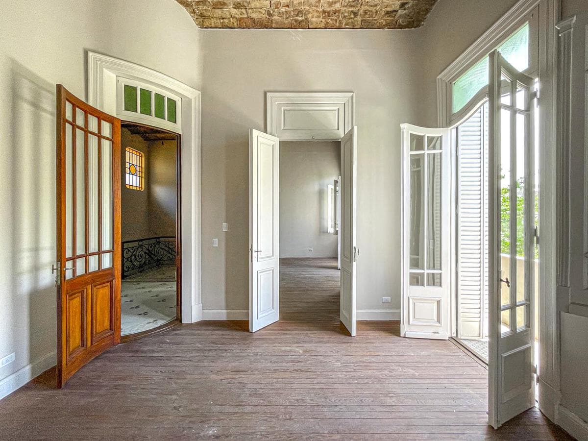 Oficina tipo casona en PA - 1