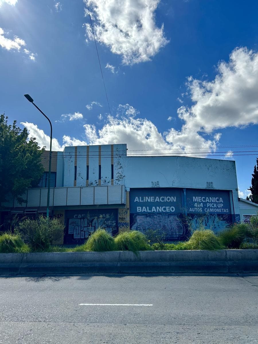 VENTA - GALPÓN - DEPÓSITO CON OFICINAS COMERCIALES - FINANCIACIÓN - TEMPERLEY - 1