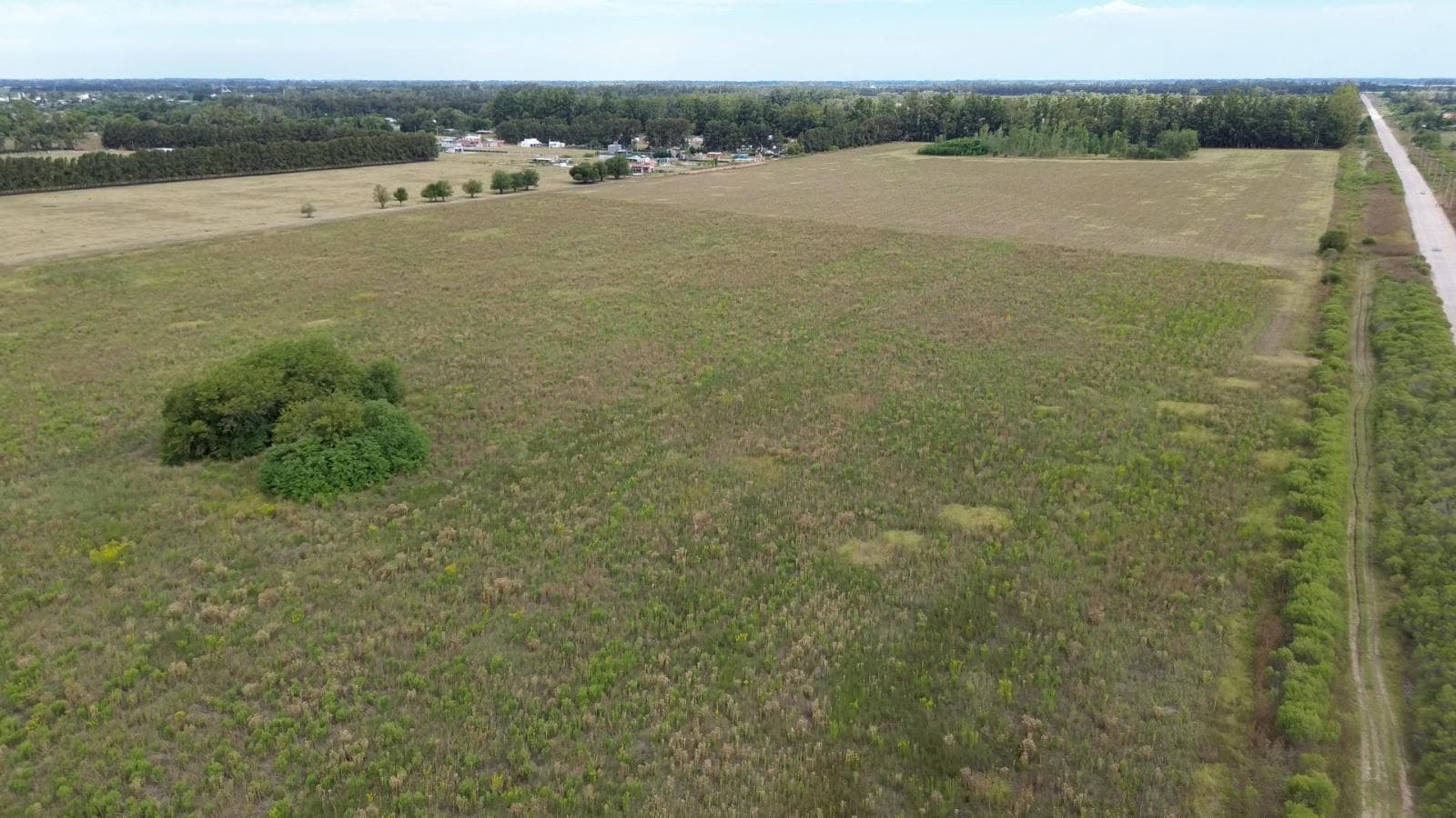 VENTA CAMPO en Lima Zarate - Posibilidad de desarrollo urbano o rural - 1