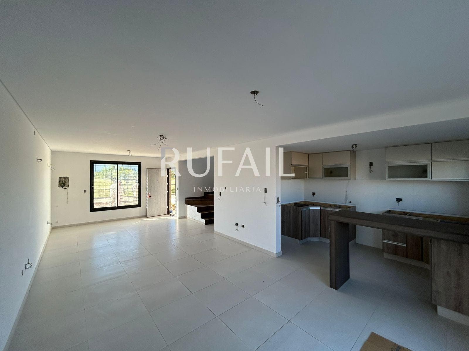 VENTA DUPLEX TIPO CASA . B° PORTALES DEL SOL . ALTA GRACIA . 2 DORM . PATIO C/ASADOR - 1