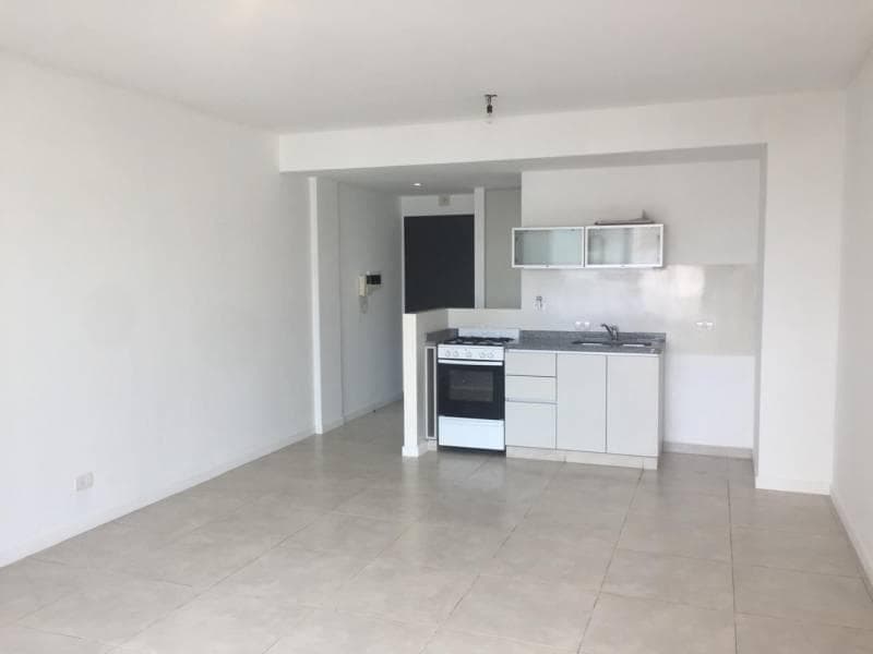 impecable y moderno monoambiente con balcón! - 1