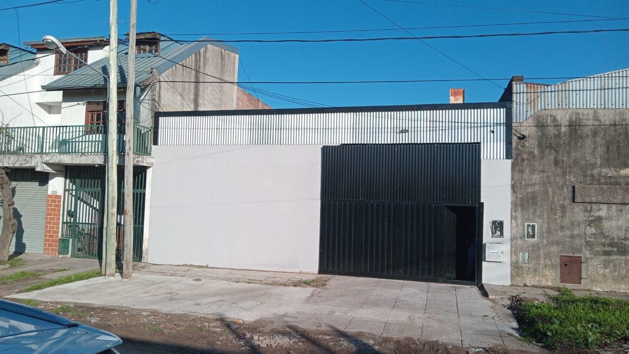 Galpón en Moreno - 1