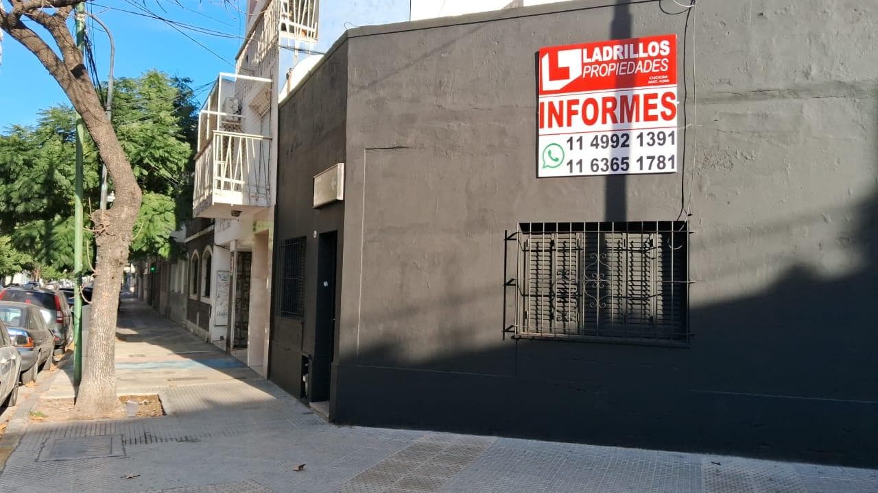 LOTE EN ESQUINA PADILLA Y DARWIN - 1