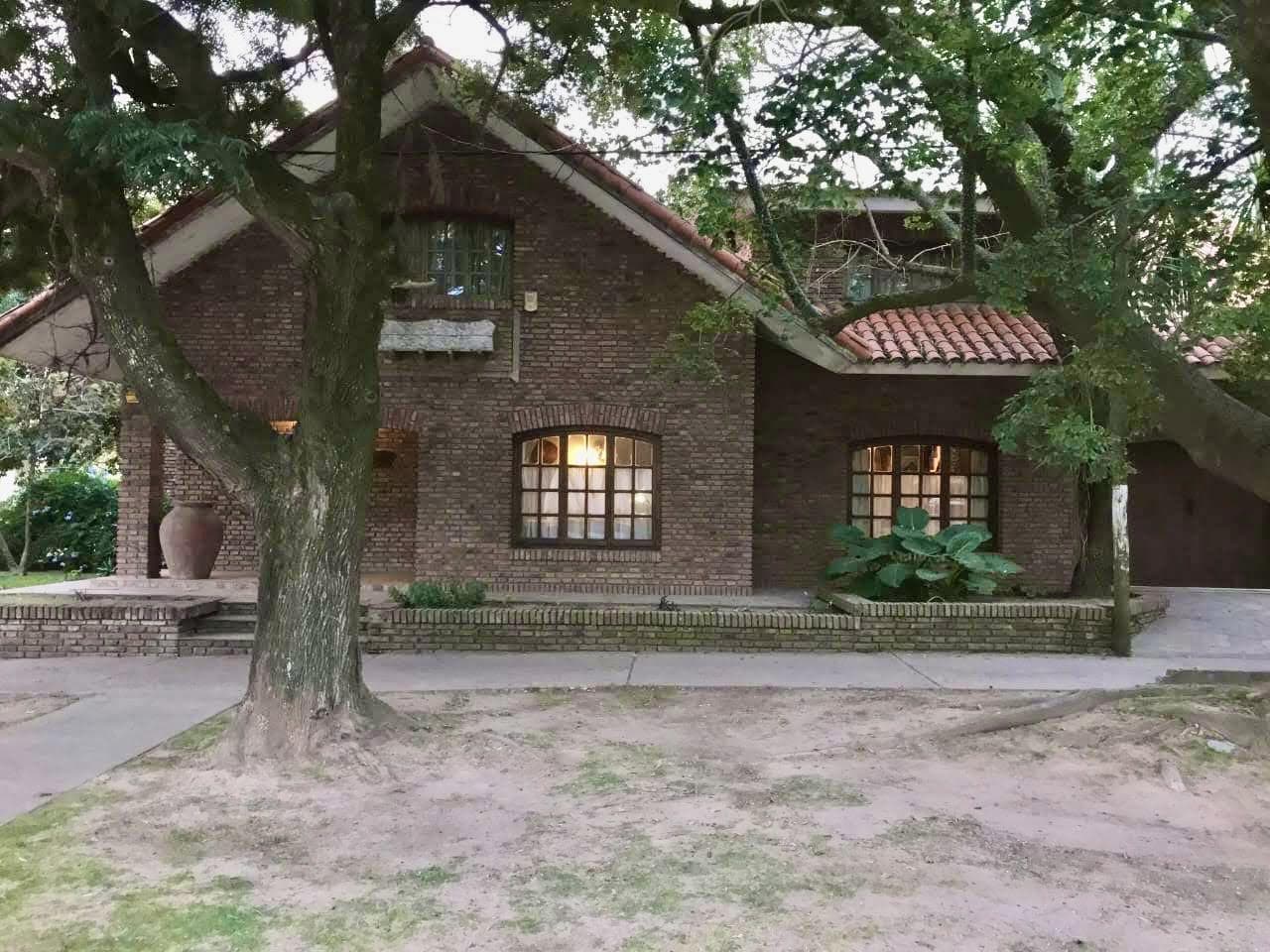 Casa en venta en Carcaraña - 1