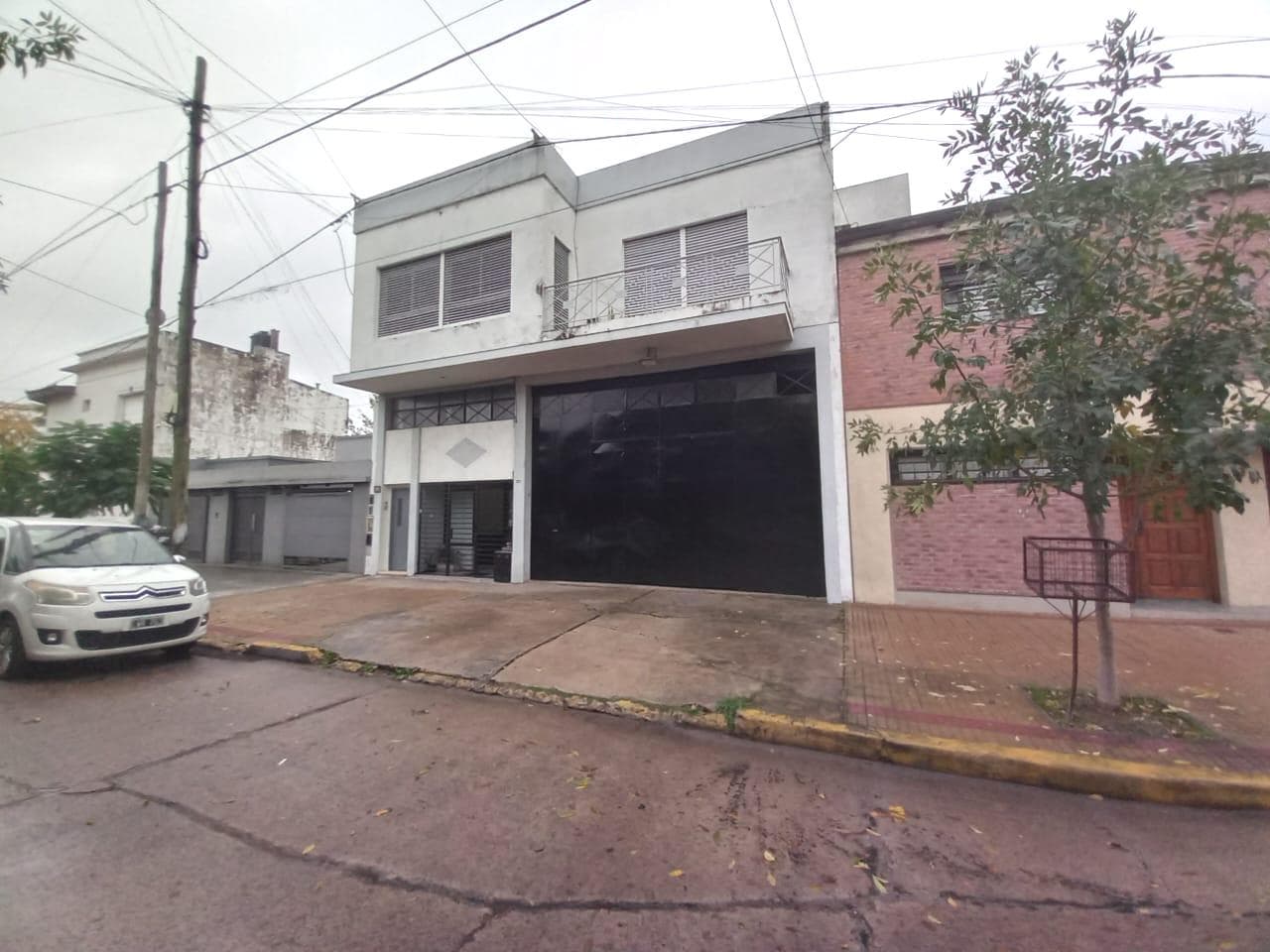 Galpon con Dpto-.290m2-Tolosa 8 e/ 529 y 530-La Plata-Venta - 1