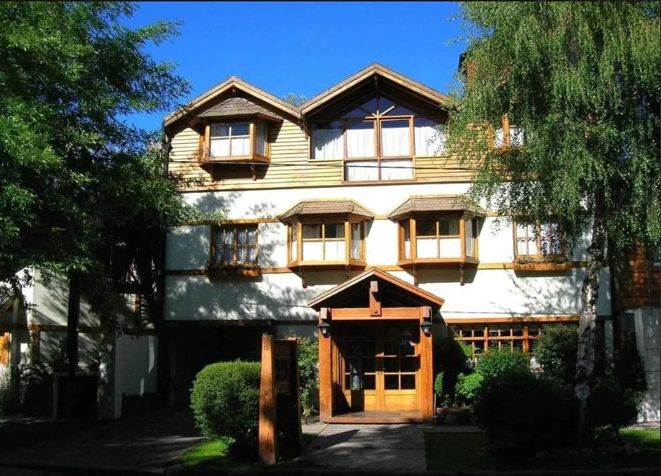 Hostería con 12 habitaciones en San Martin de los Andes Centro - 1