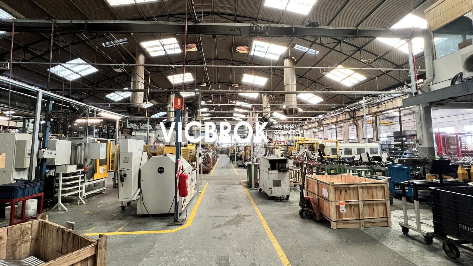 Nave Industrial con T3 en San Andrés - 1