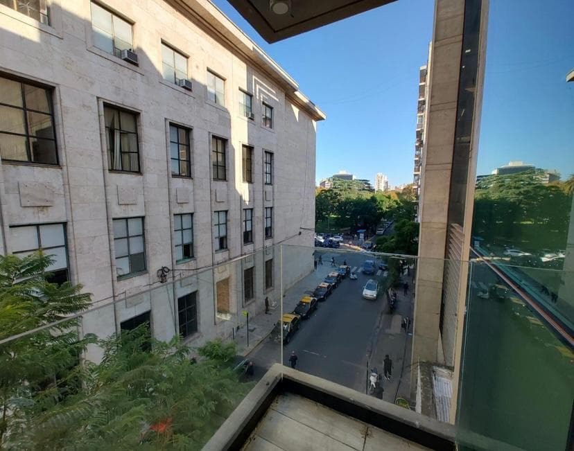 Oficina Frente a Tribunales - 1