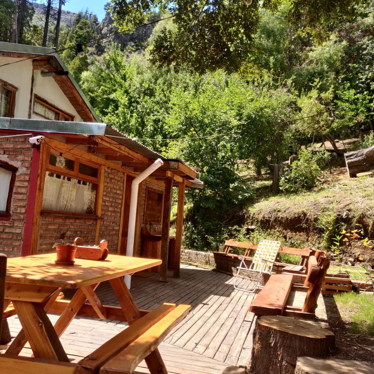 2 increibles Casas en Chacra de 5.000m2 - Idela para Turismo - Epuyen Chubut - 1