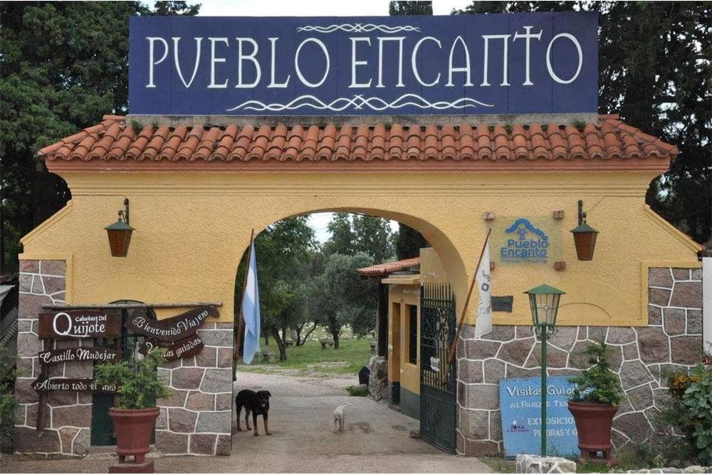 PUEBLO ENCANTO - Parque Temático Cultural - Vacacional Capilla del Monte - Cordoba - 1