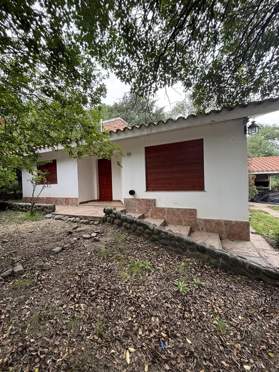 ALQUILER TEMPORARIO en Villa General Belgrano, a 3 cuadras del centro - 1