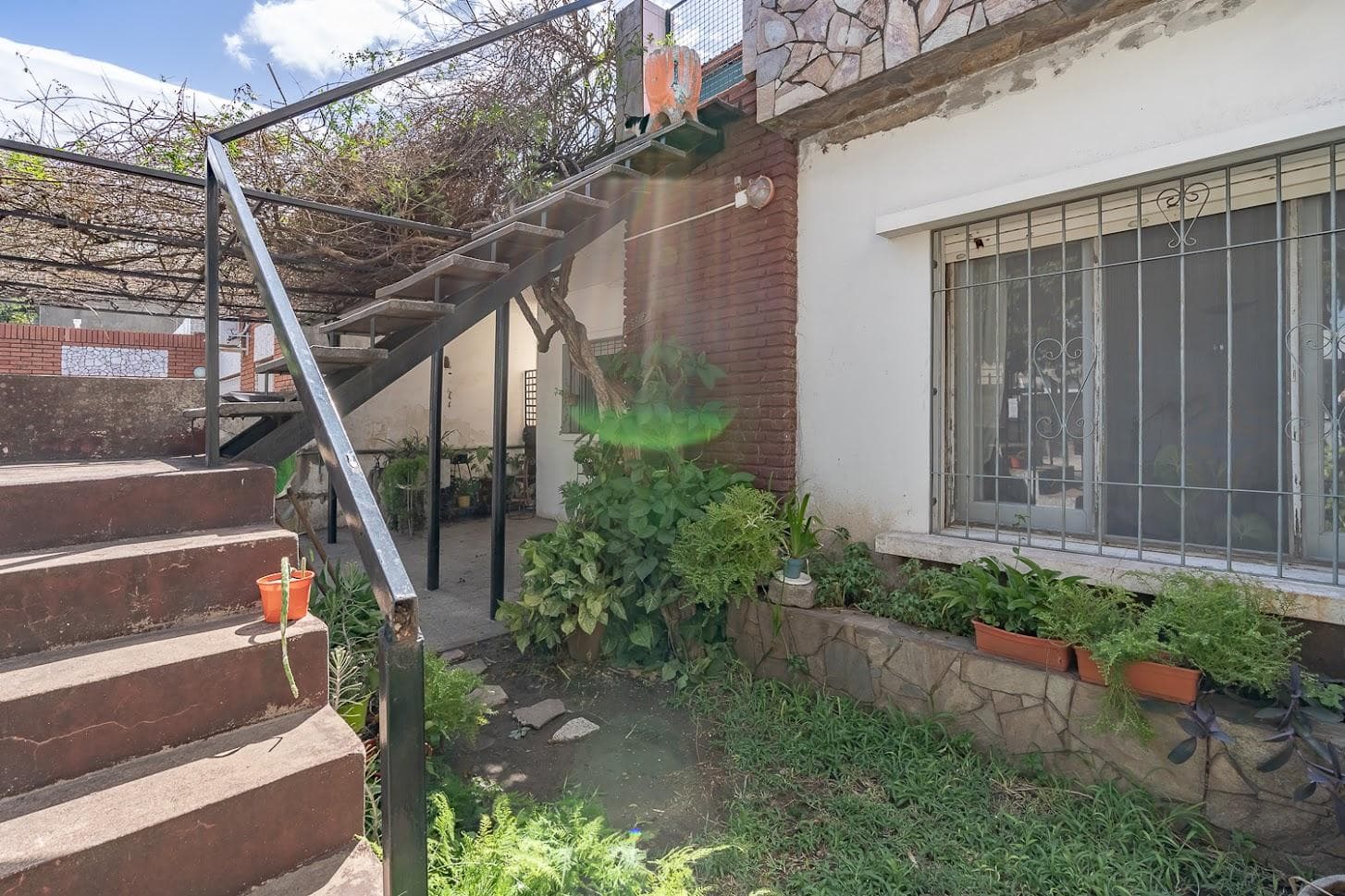 VENTA - Casa 3 Dormitorios - Barrio Alvear, Rosario - APTA CRÉDITO. - 1