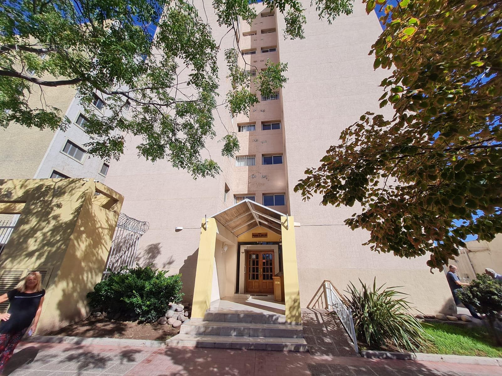 Departamento en Sargento Cabral 847 Piso 7 Dto 5 - - 1