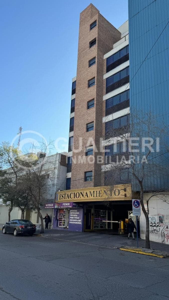 Cochera en VENTA - 1