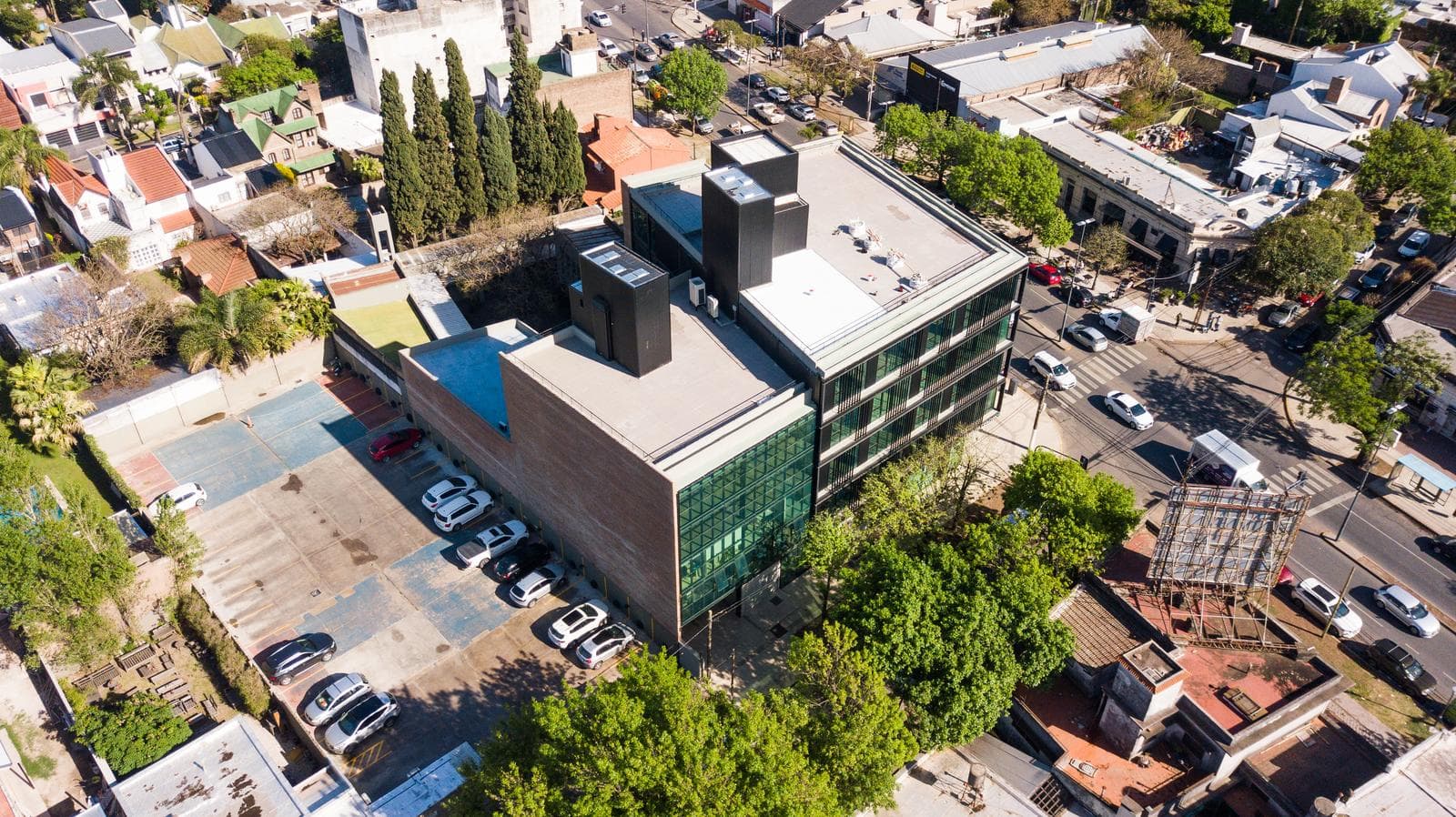 Alquiler oficinas premium terraza exclusiva fisherton - 1