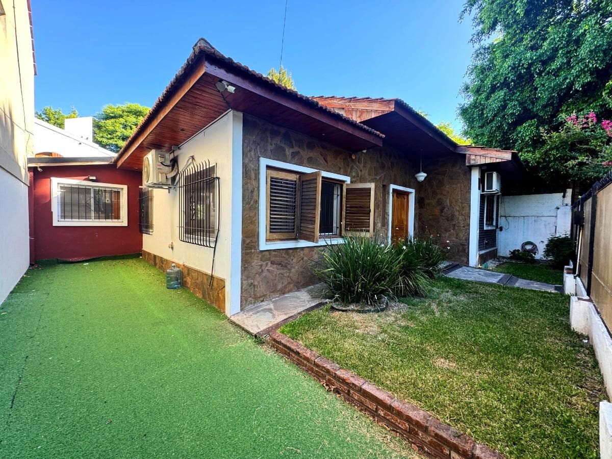 Casa en venta en Punta Chica! - 1