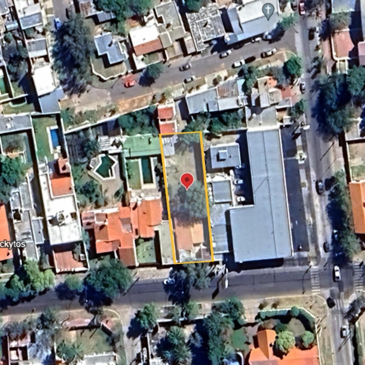 VENTA Terreno 746,25m2 constr. Heroes de Malvinas N°593 - 1